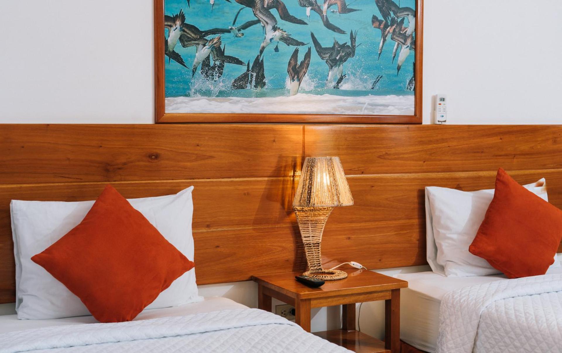 El Descanso Del Guia Puerto Ayora  Eksteriør billede
