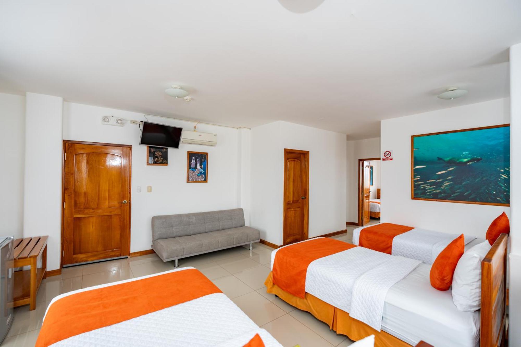 El Descanso Del Guia Puerto Ayora  Eksteriør billede
