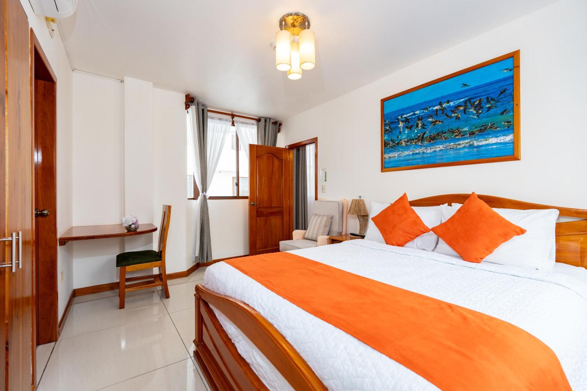 El Descanso Del Guia Puerto Ayora  Eksteriør billede